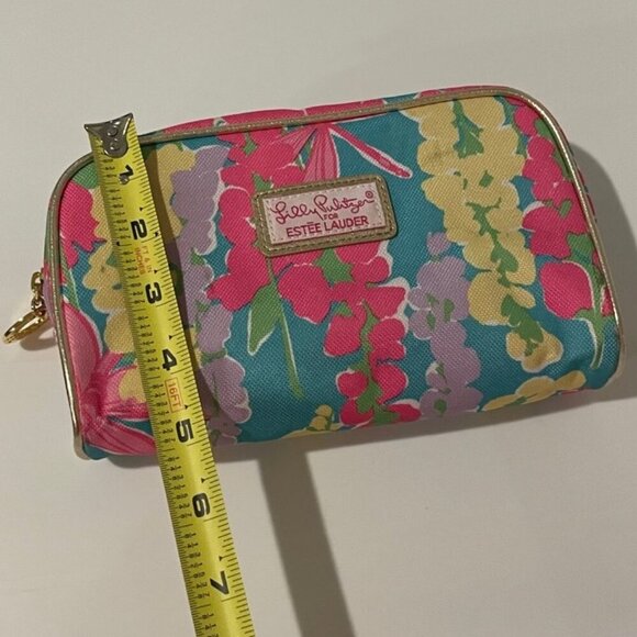 PREPPY COQUETTE ESTEE LAUDER LILLY PULITZER MAKE UP BAG HOT PINK LILAC FLORAL - Picture 11 of 14
